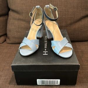 H by Halston Kaely Heeled Shoes With Ankle Strap size 7 chambray